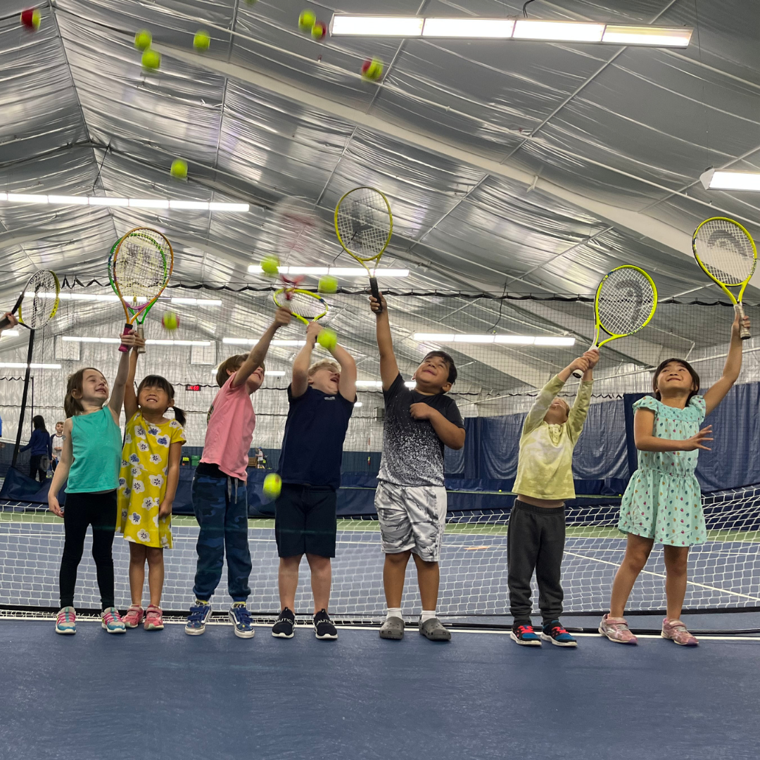 kids playing tennis